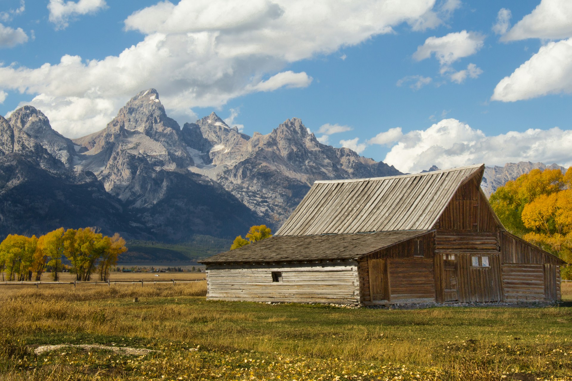 How to Sell Land Fast in Wyoming