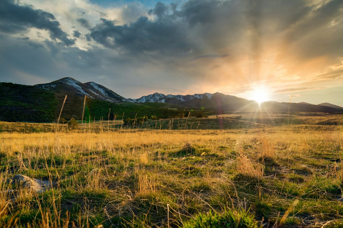 How to Sell Land By Owner Utah, USA: Your DIY Guide